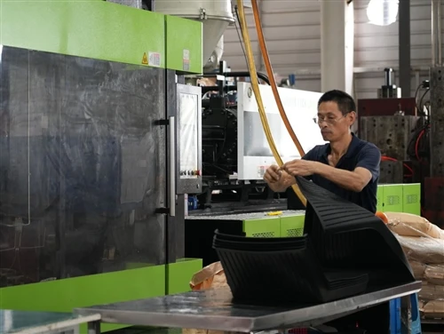 Advanced Manufacturing Process Of All-Weather Car Floor Mats: Precision Production Creates High-Q...